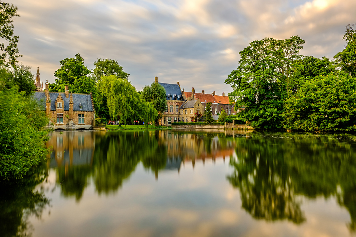 Belgium Bruges - Beautiful medieval canals and historic Belgian architecture in the Venice of the North
