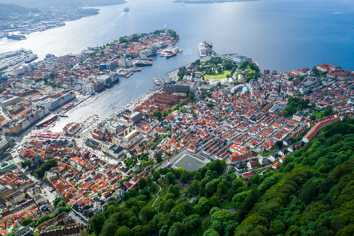 Bergen Norway - Colorful wooden houses and dramatic fjord landscapes